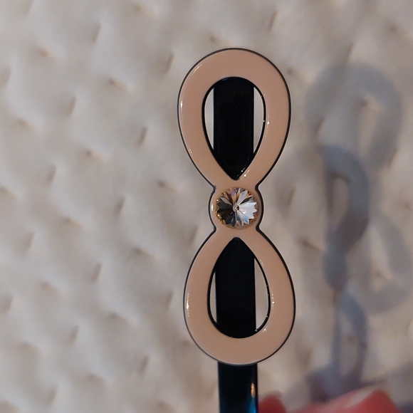 hair clips - Picture 3 of 4